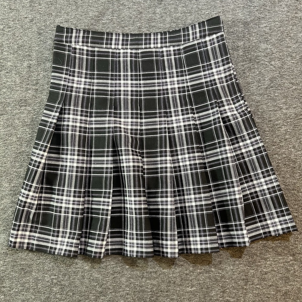 H&M Mini Skirt Women's XS Plaid Pleated Preppy Coquette High Waist